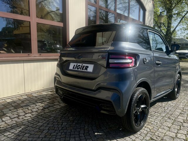 LIGIER JS 50 Elite mit / Bild 12 für Fahrzeug 155836162